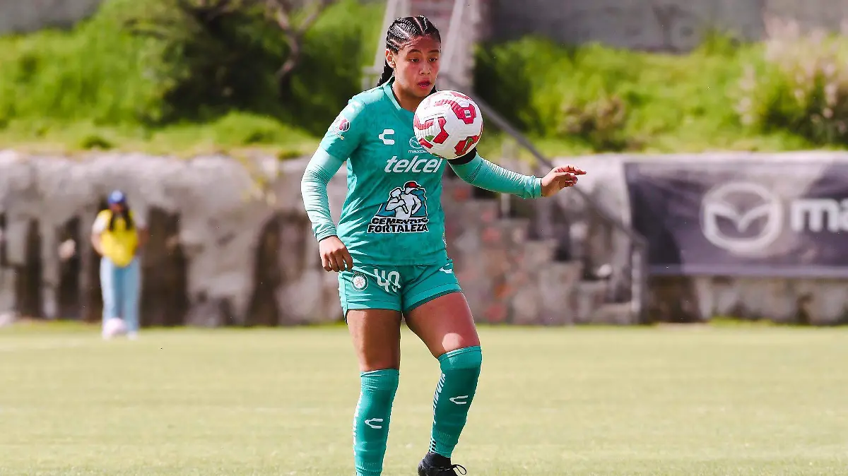 FEMENIL19 (3)